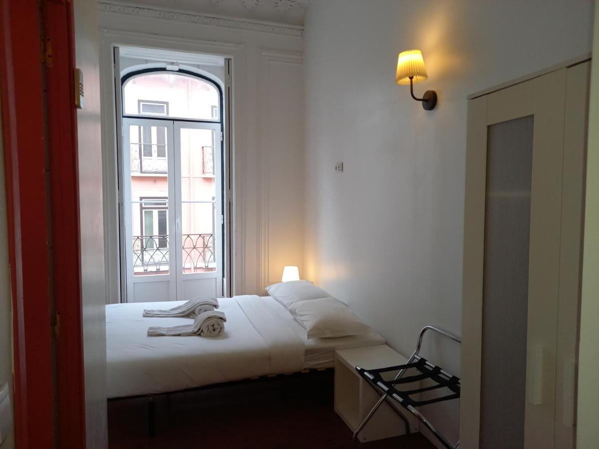 Lisbon Budget Inn ภายนอก รูปภาพ