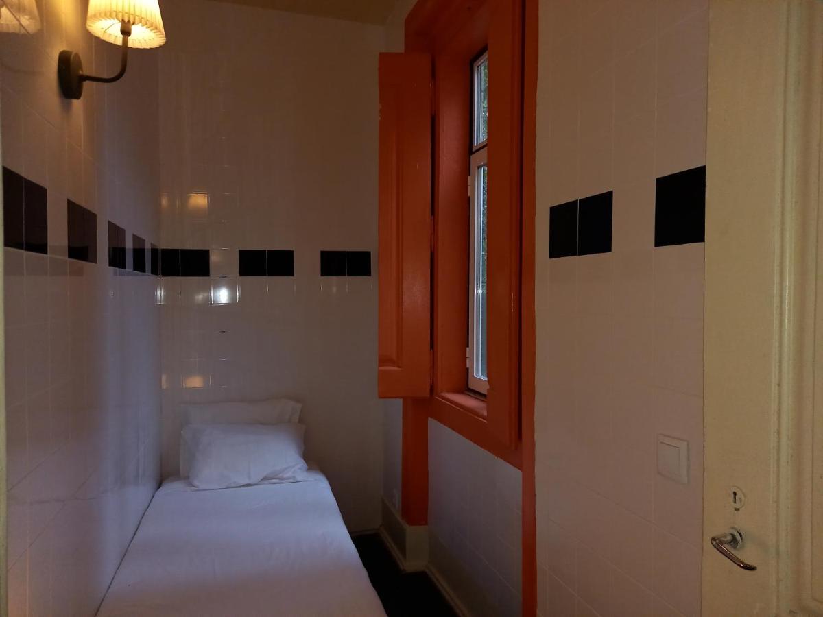 Lisbon Budget Inn ภายนอก รูปภาพ