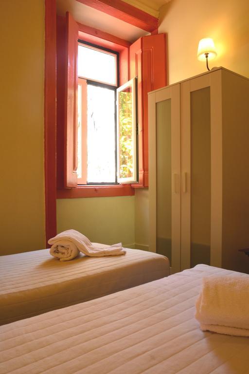 Lisbon Budget Inn ภายนอก รูปภาพ
